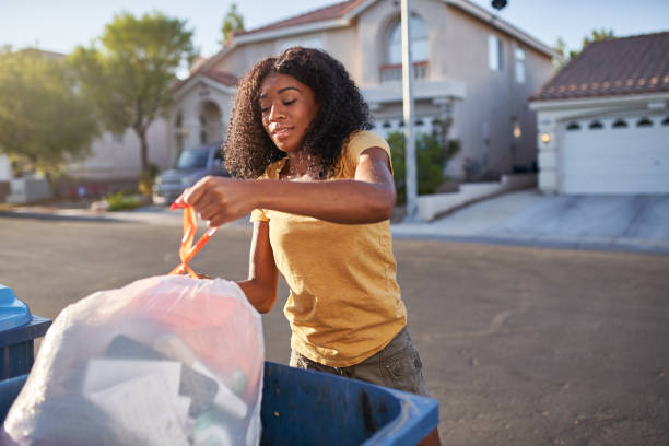 Best Yard Waste Removal  in Walnut, CA